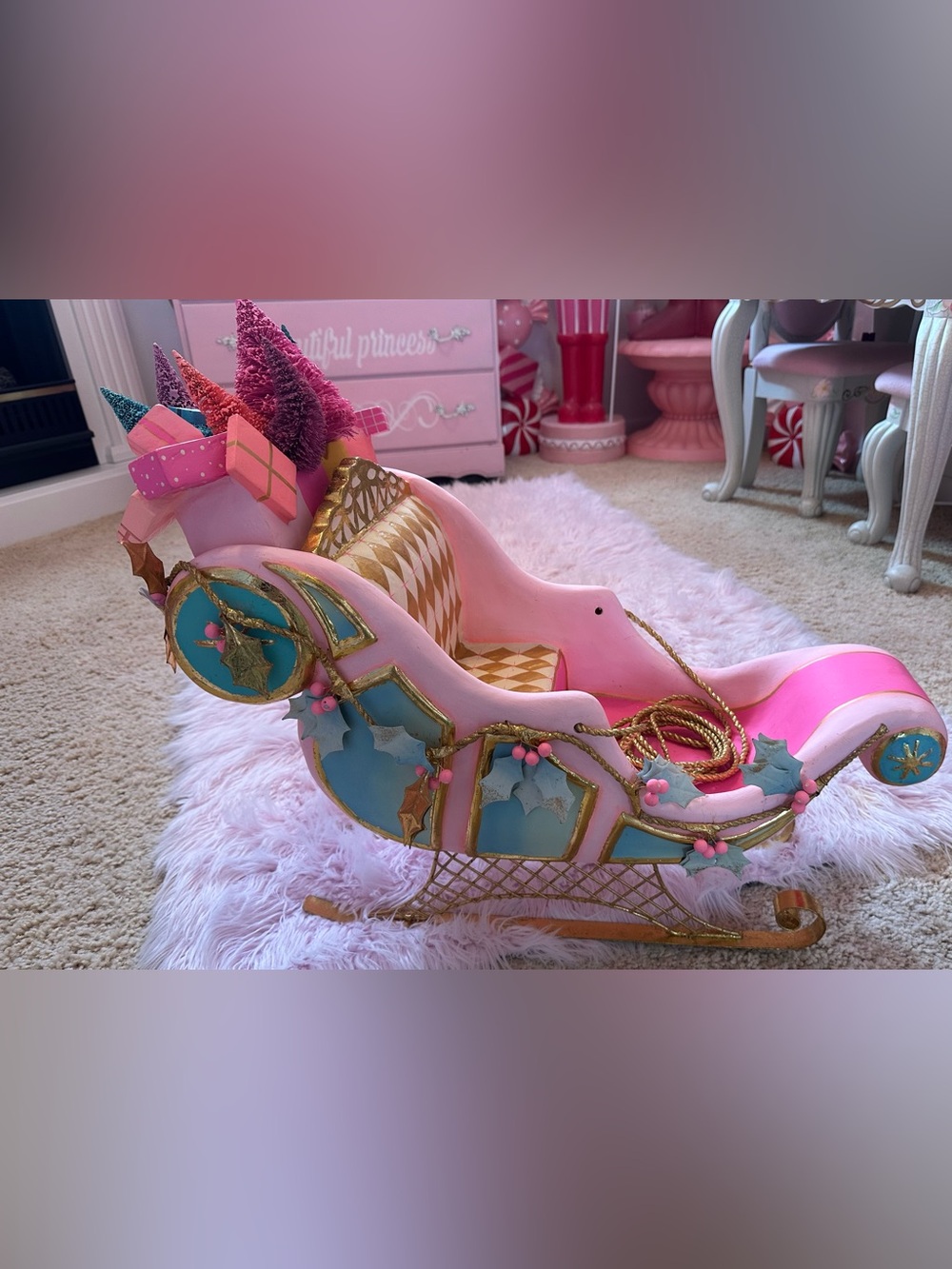 Glitterville Parisian Sleigh 21 inches long